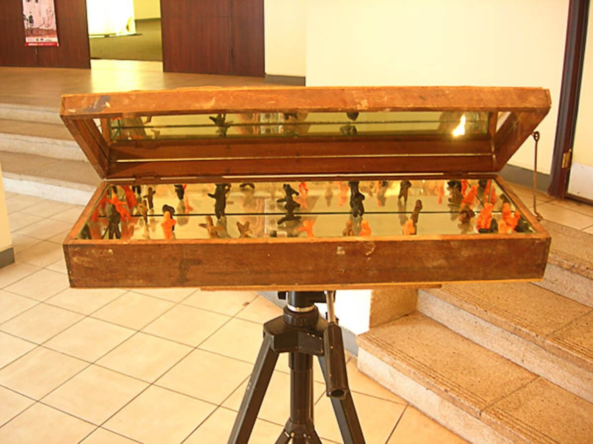 Peep Box Gallery Image 1