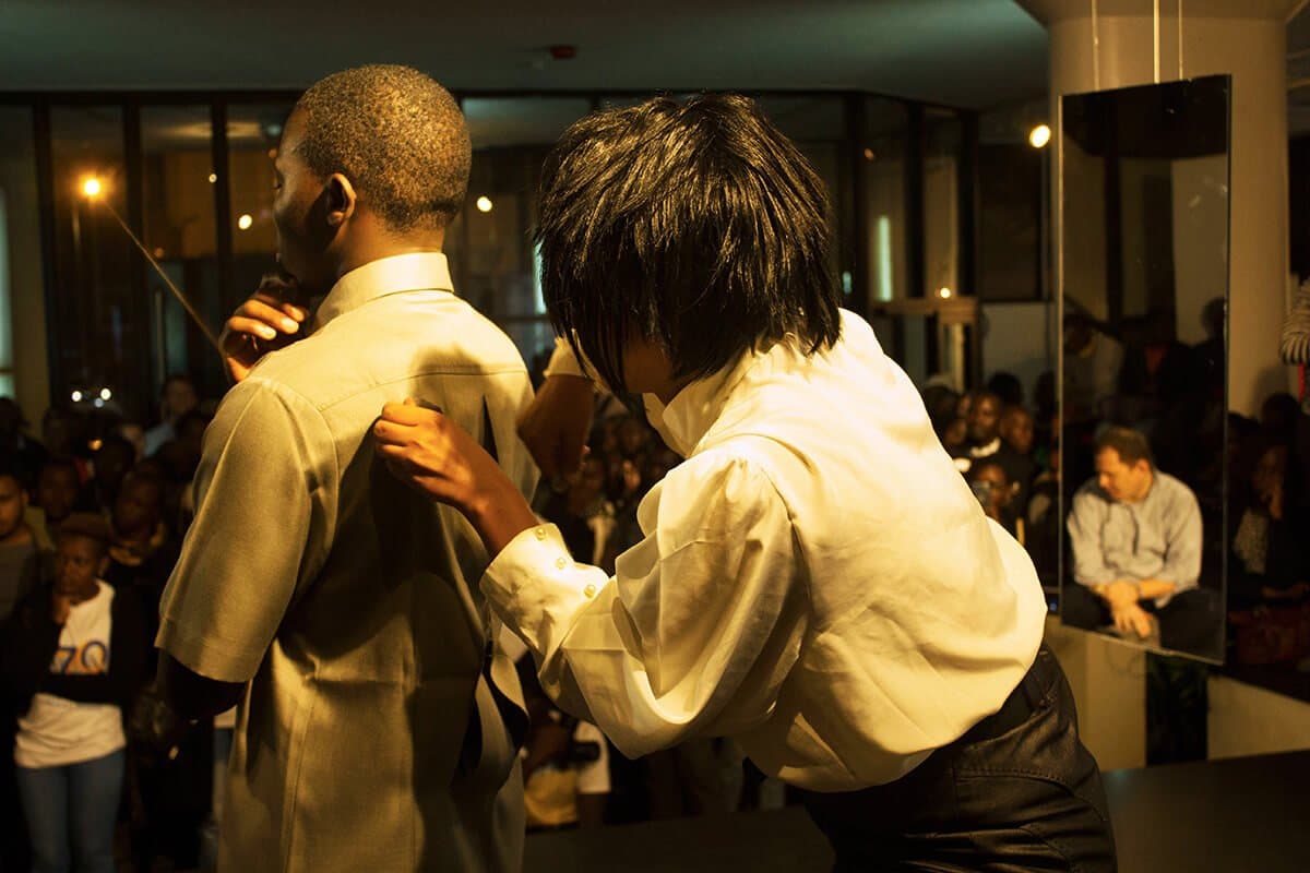 Between Us - Chapter 3 Gallery Image 19
